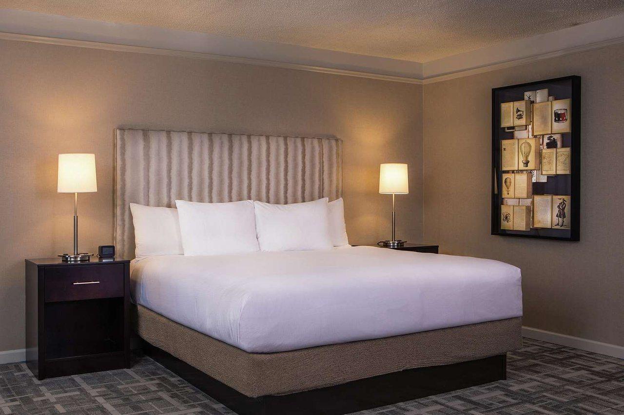 Hilton Wilmington/Christiana Hotel Newark Buitenkant foto